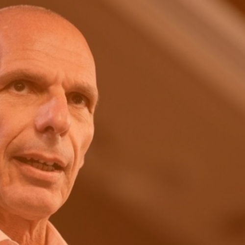 Yanis Varoufakis fa causa allo Stato tedesco
